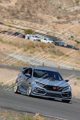 media/Oct-01-2022-Team Topak Racing (Sat) [[f860fb51be]]/2-Inter Low 2/session 2 turn 11/